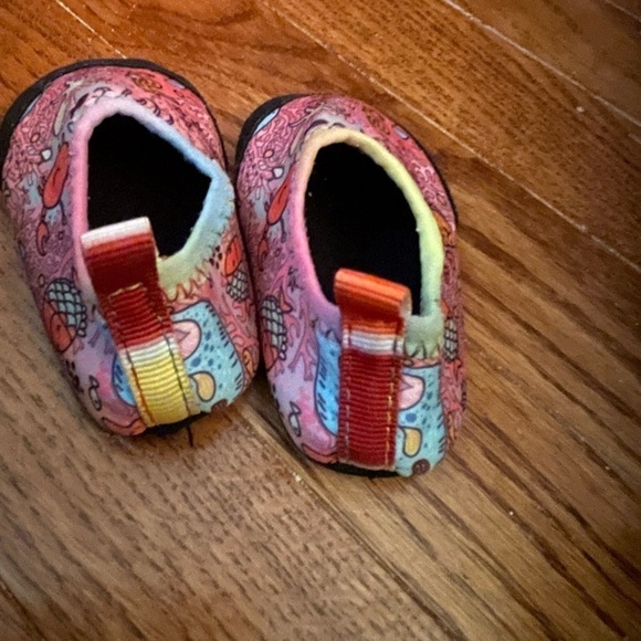 Bottom Of The Sea Print Water Shoes EU 15/16 US 1 - Picture 4 of 6